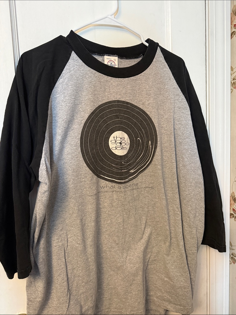🎶 Goo Goo Dolls Grey and Black Raglan Baseball Tee Graphic XL